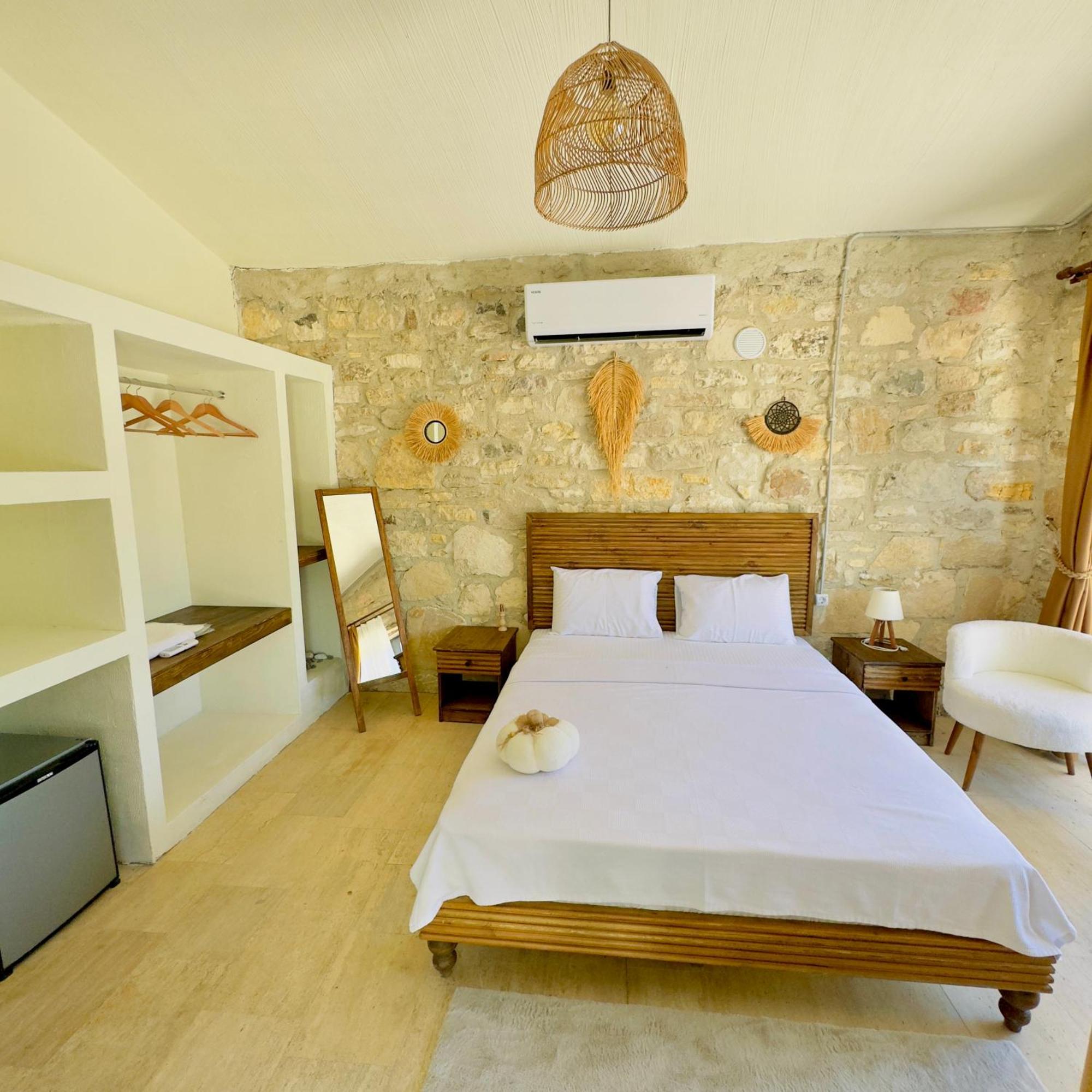 Ride And Stay Çeşme Exterior photo