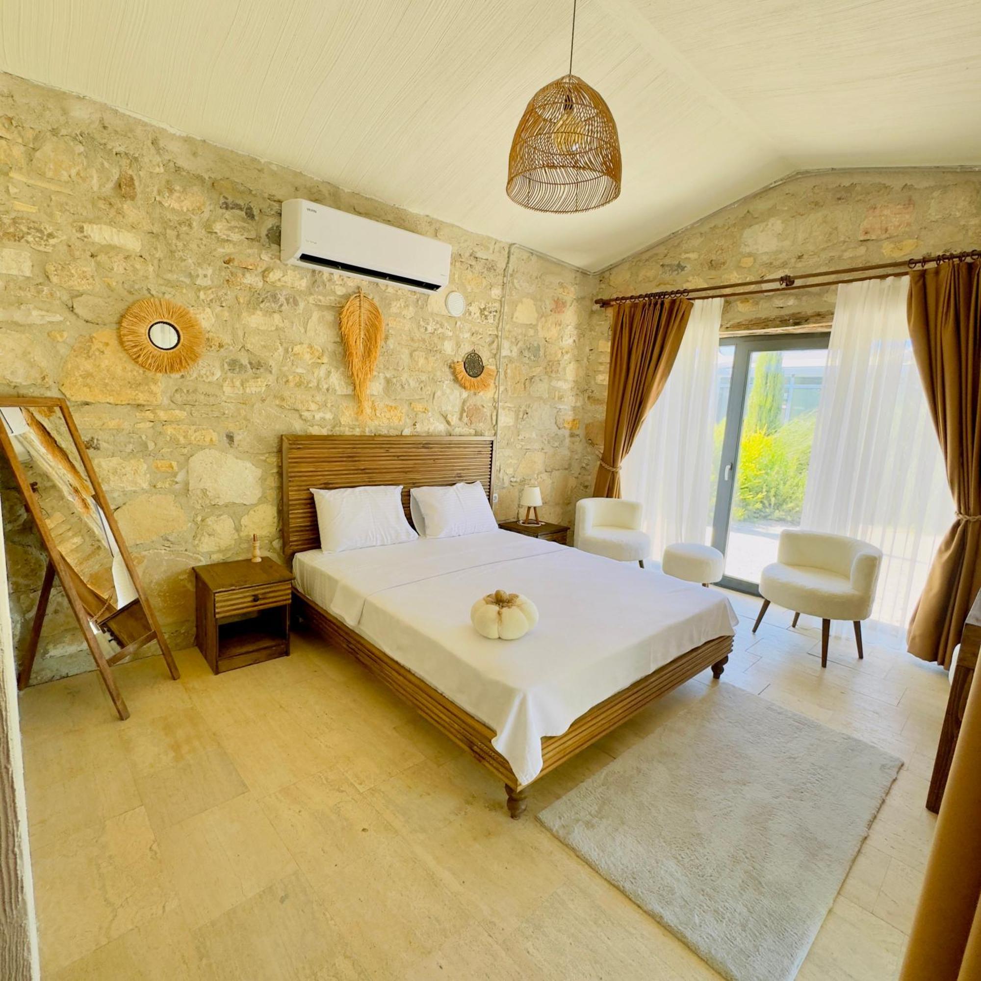 Ride And Stay Çeşme Exterior photo