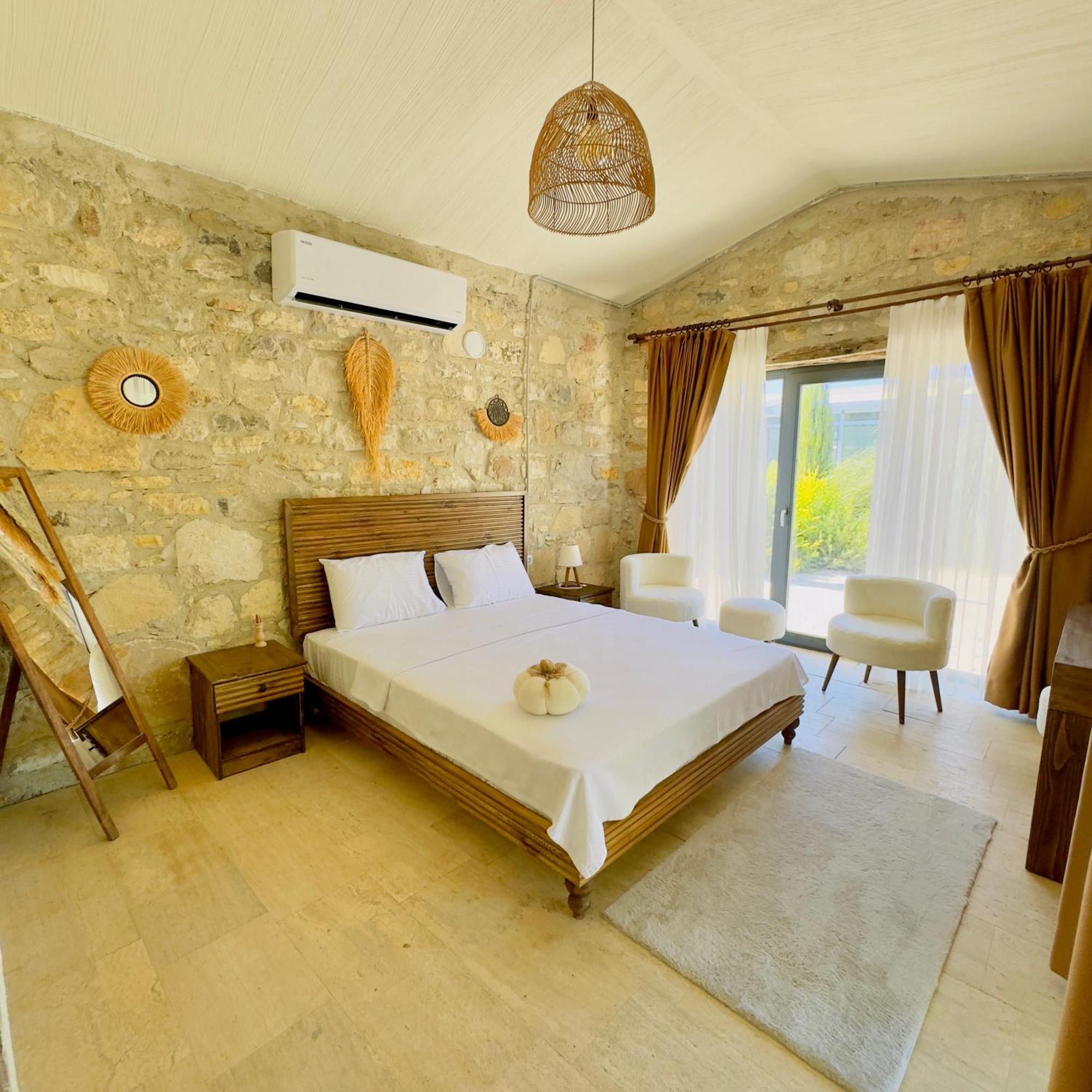 Ride And Stay Çeşme Exterior photo